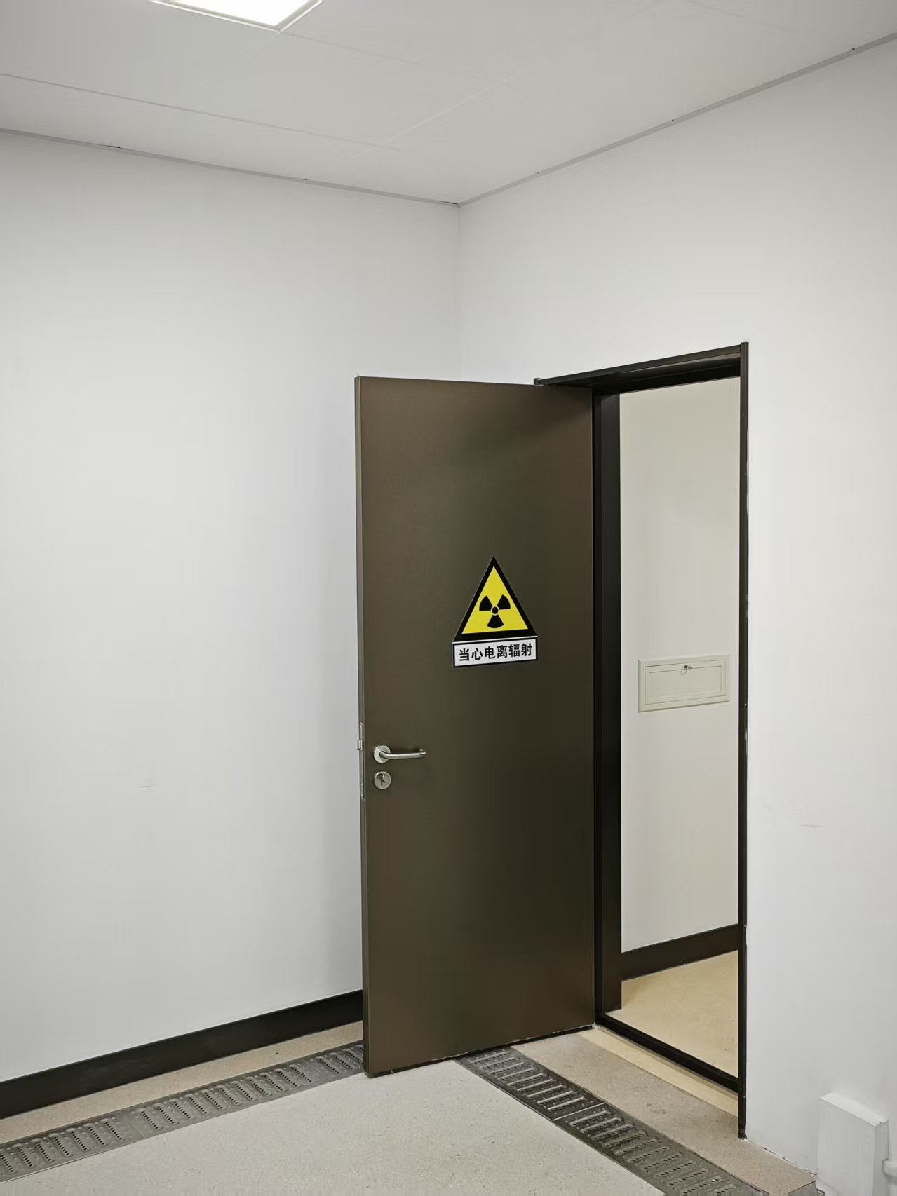宁夏CT室手动单开防护铅门